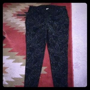 Faded Glory detailed black paints